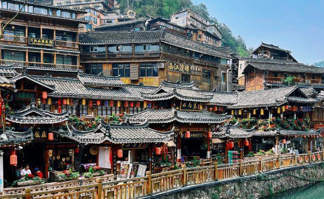 夜要花多少钱？贵州跟团程费用分享!电子pg和朋友两人去贵州旅游5天4(图5)